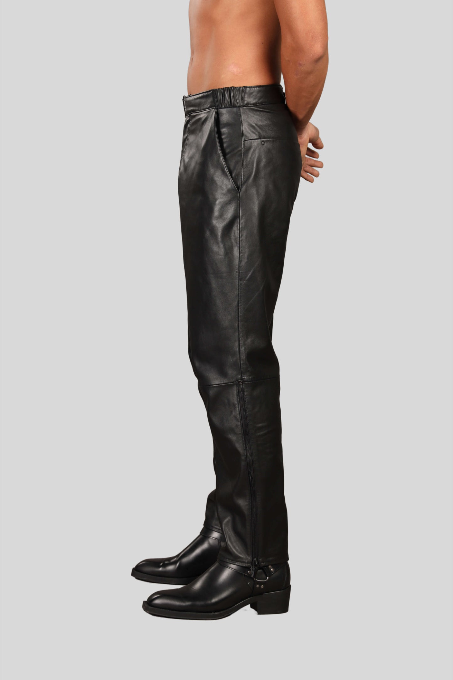 ZIPPED LEATHER PANTS